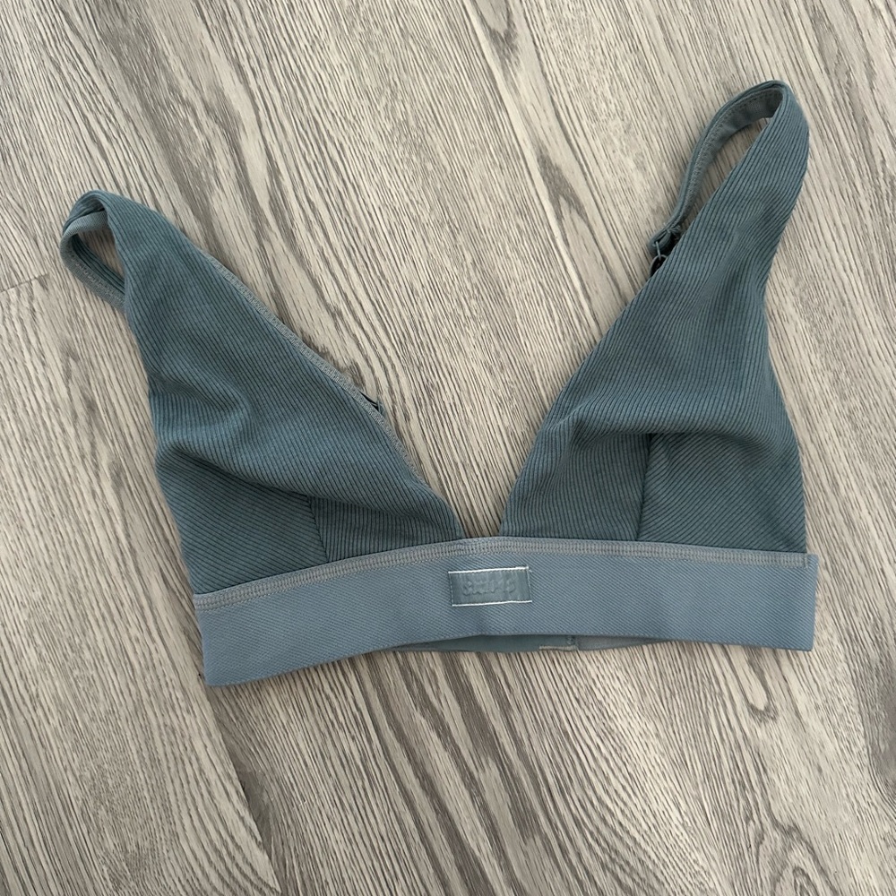 Skims bralette size xsmall